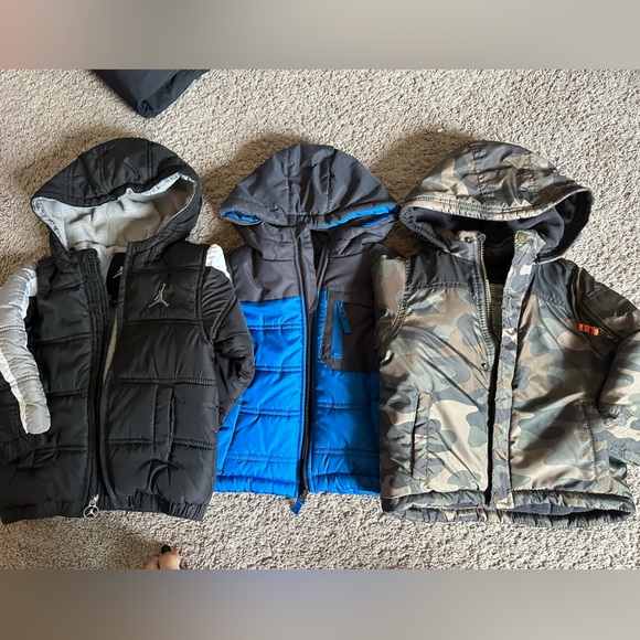 3 boys puffer/snow jackets